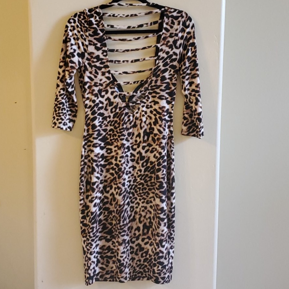 Dress - Picture 2 of 2